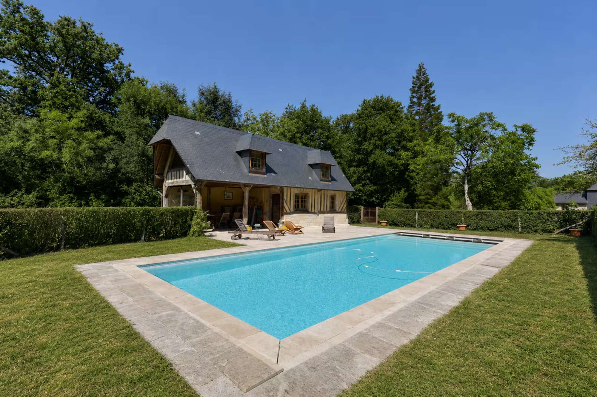 Piscine chauffee de La Becassiere
